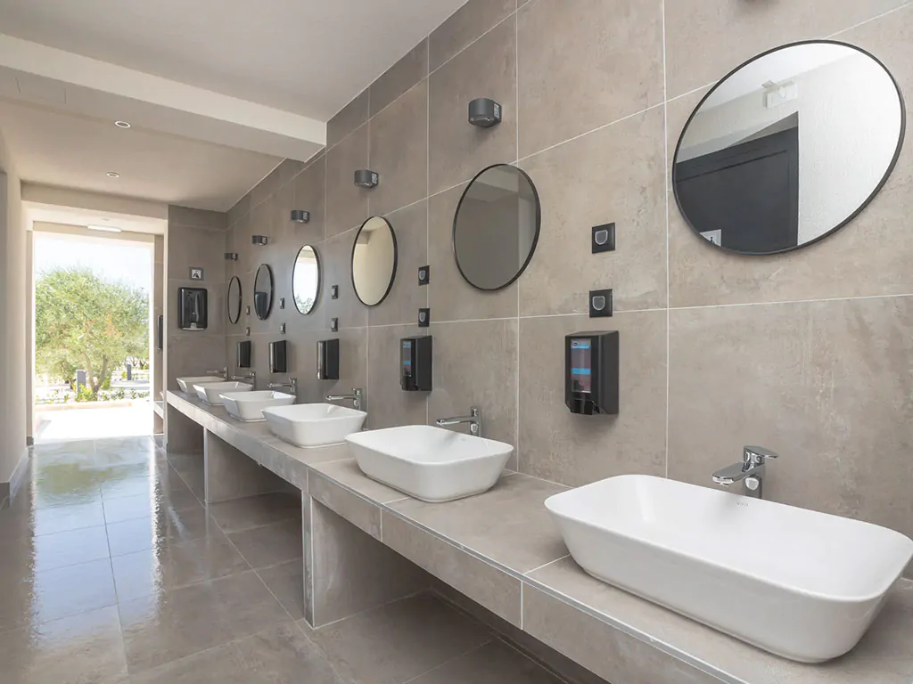 camping-resort-sibenik-bathroom-sink-view-2