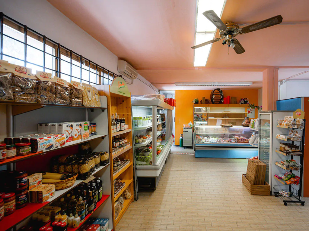 camping-village-punta-novaccia-mini-market