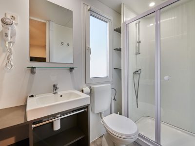 campsite-park-umag-mobile-home-premium-la-interier-bathroom