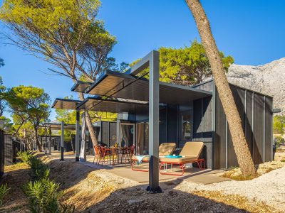 pinadria-camping-resort-mobile-home-comfort-holiday-home-exterier-mobile-home-view-2