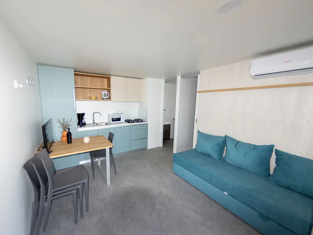 campsite-klenovica-adria-bellevue-zone-premium-interior-kitchen-view