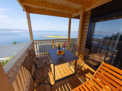 campsite-klenovica-adria-exclusive-zone-premium-exterior-terrace-sea-view