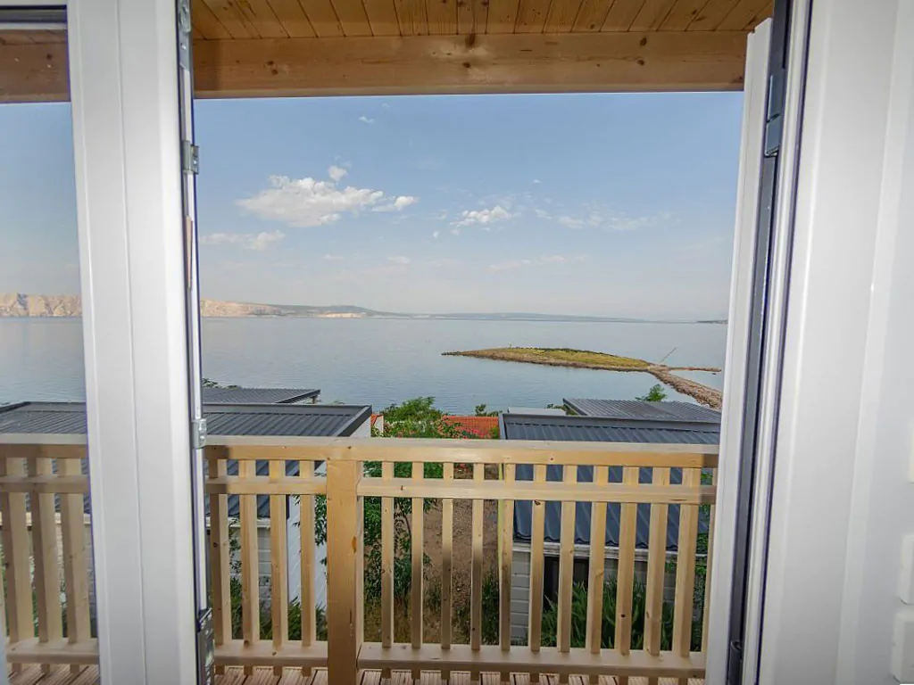 campsite-klenovica-adria-exclusive-zone-premium-exterior-terrace-view