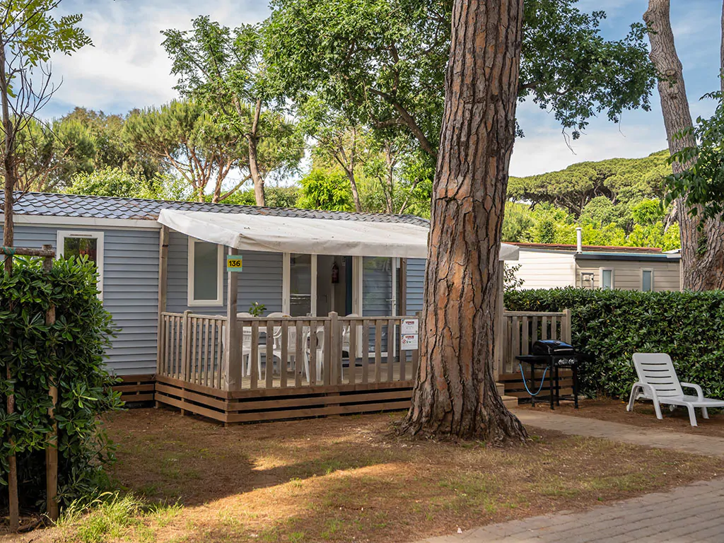 venue-holidays-grand-860-3-ensuite-ac-cd-exteriere-mobile-home