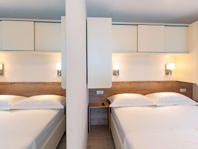 camping-arti-homes-rab-mobile-home-arti-studio-one-interior-bedroom