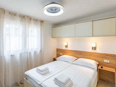 camping-arti-homes-rab-mobile-home-arti-studio-three-interior-bedroom-double-bed