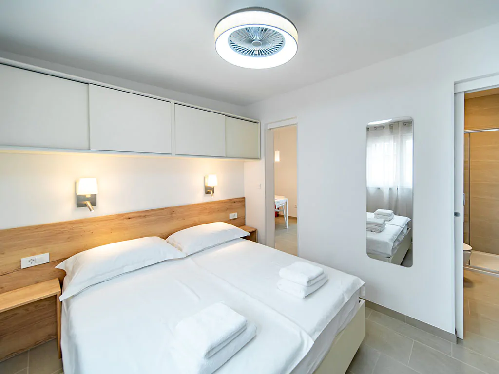 camping-arti-homes-rab-mobile-home-arti-studio-three-interior-bedroom-double-bed-view