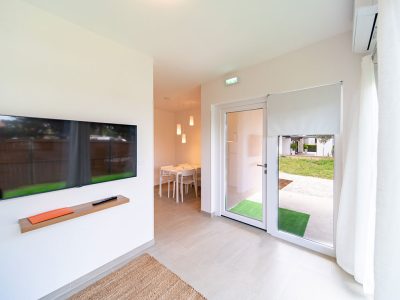 camping-arti-homes-rab-mobile-home-arti-studio-three-interior-tv