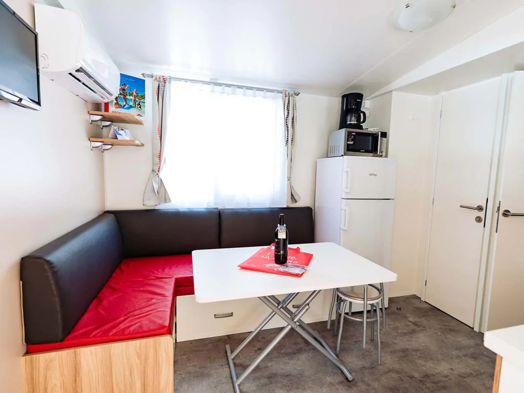 campsite-arena-grand-kazela-mobile-home-premium-a-plus-interior-living-room