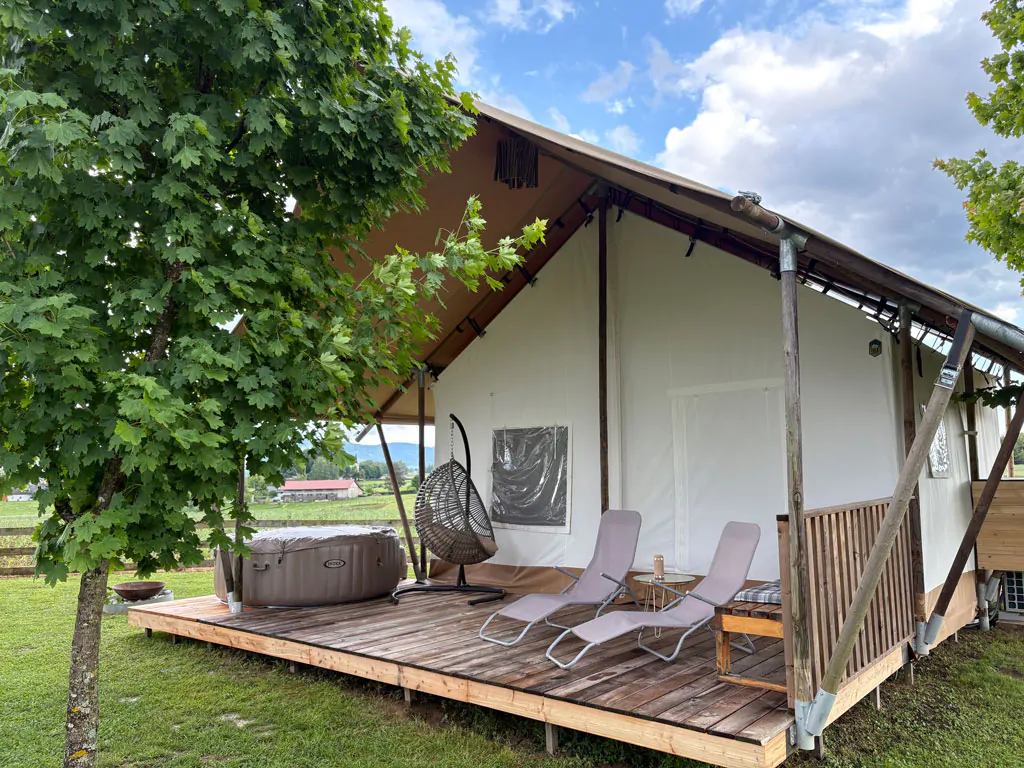 kolpa-resort-glaming-amber-premium-exterior-view
