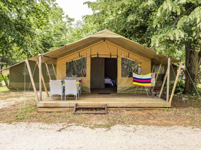 camping-lanterna-safari-tent-harmony-exterior-frontview
