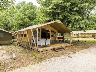 camping-valkanela-glamping-safari-tent-harmony-exterior-frontview