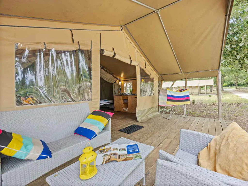 camping-valkanela-glamping-safari-tent-harmony-exterior-terrace-ii