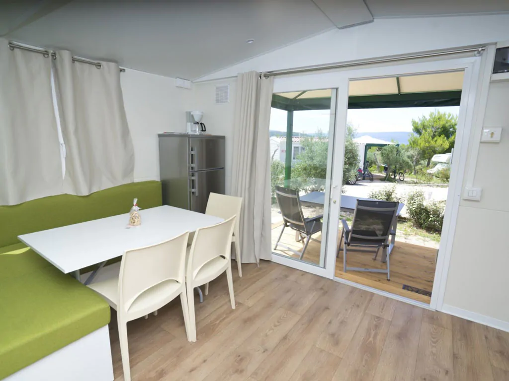 campsite-kovacine-mobile-home-family-plus-fkk-interior-living-area