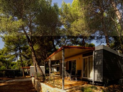 campsite-kovacine-mobile-home-superior-mare-exterior-mobile-home-view