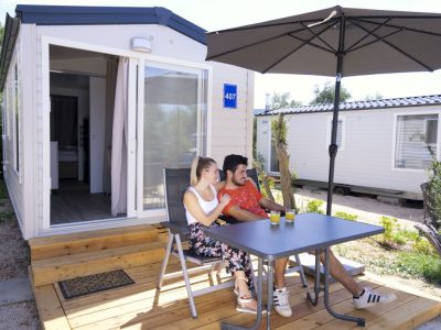 campsite-kovacine-mobile-home-trend-exterior-terrace