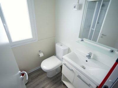 campsite-kovacine-mobile-home-trend-interior-bathroom
