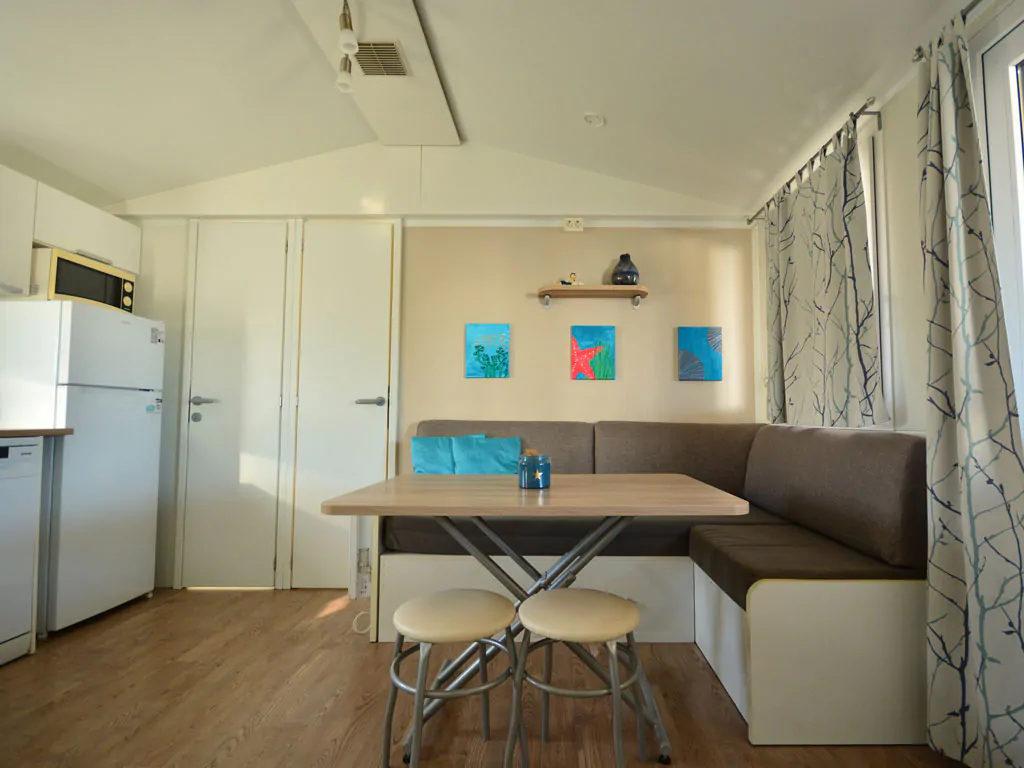 valamar-camping-lanterna-west-coast-new-mobile-home-interior-living-room