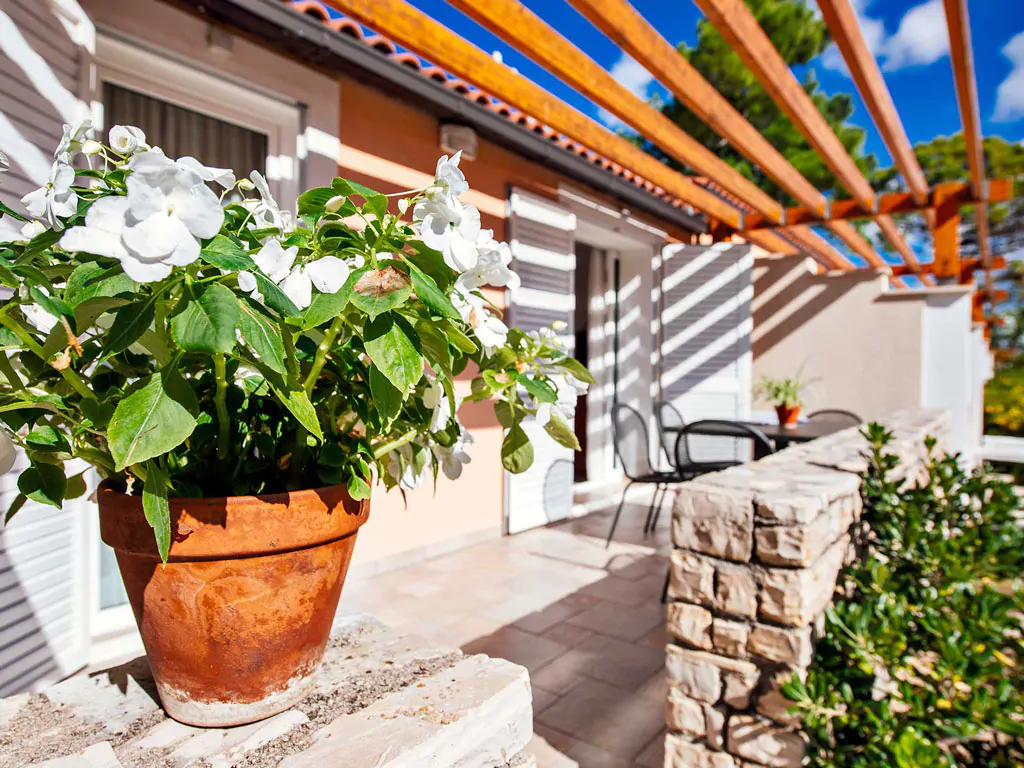 zaton-apartment-comfort-studio-apartment-21-exterior-terrace