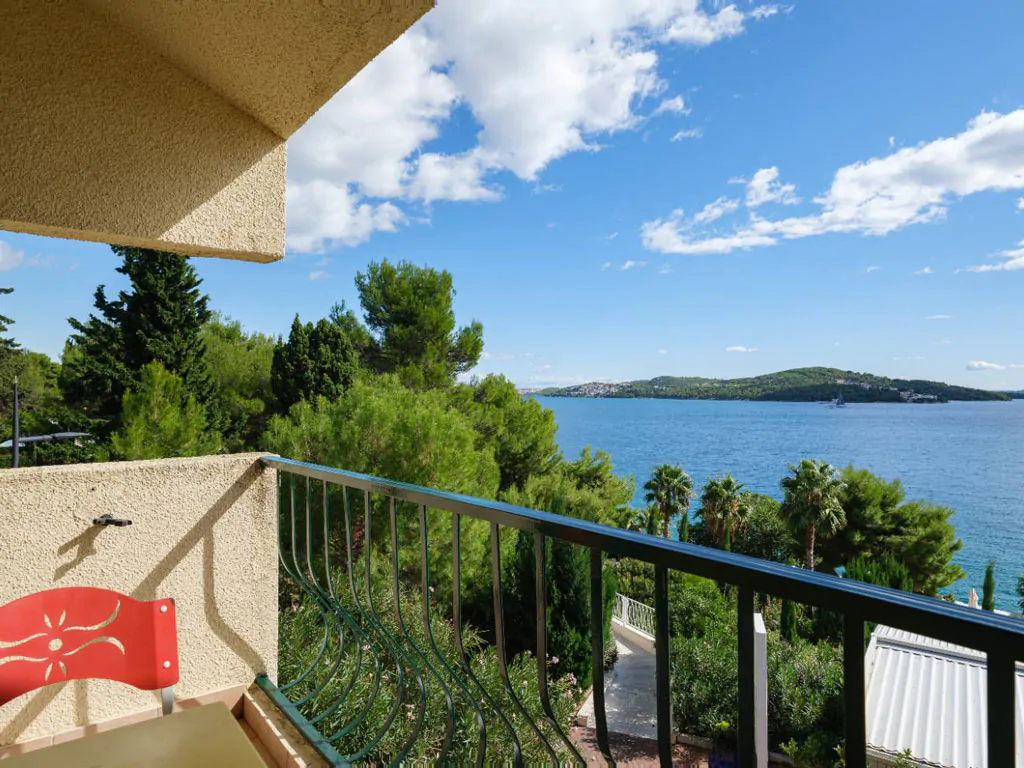 amadria-park-trogir-apartment-42-exterior-balcony-ii