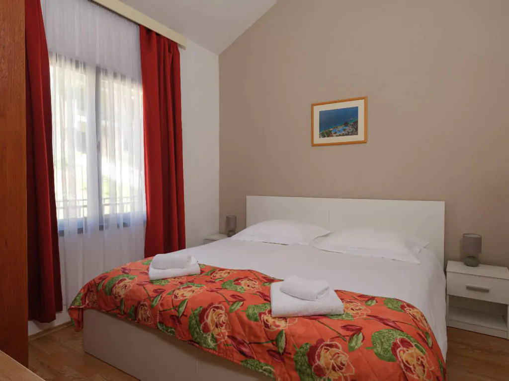 amadria-park-trogir-apartment-42-interior-bedroom