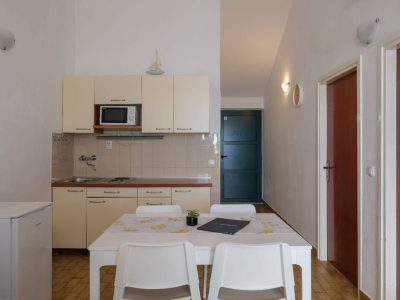 amadria-park-trogir-apartment-42-interior-table