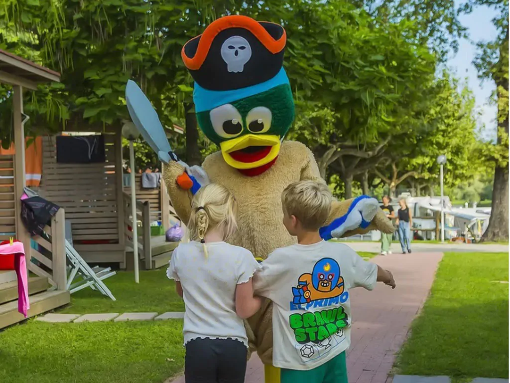 camping-italia-lido-mascot