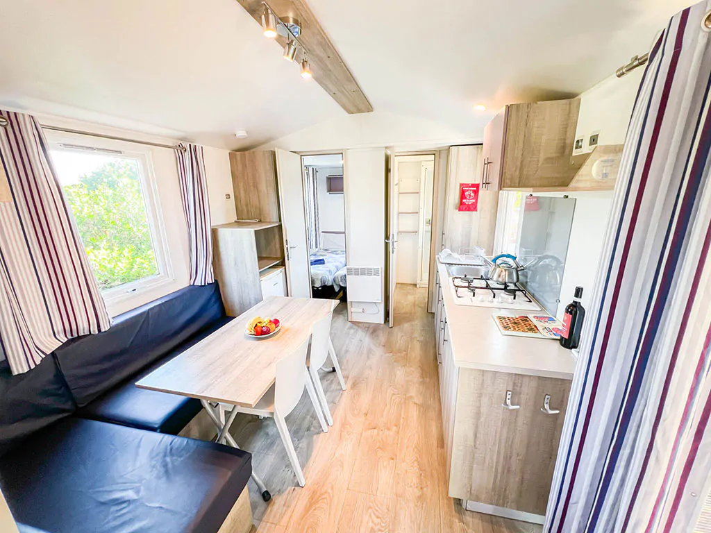 happy-comfort-mobile-home-interier-living-area