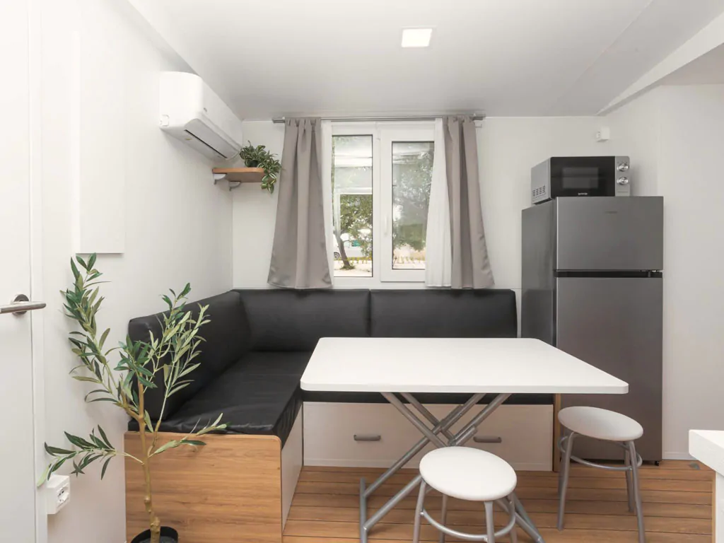 camping-resort-sibenik-mobile-home-a-first-row-interior-livingroom