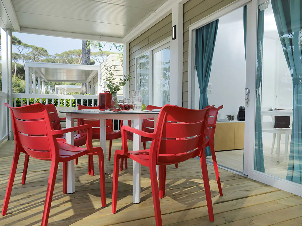 hu-fabulous-village-mobile-home-hu-stay-premium-l-exterior-terrace