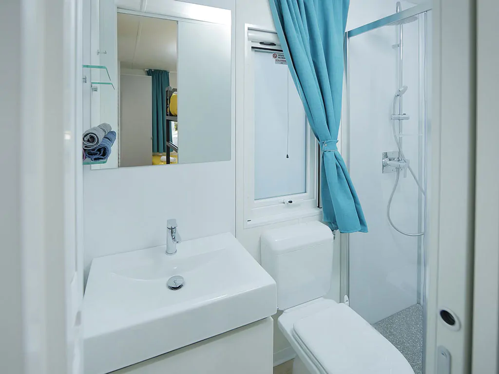 hu-fabulous-village-mobile-home-hu-stay-premium-l-interior-bathroom