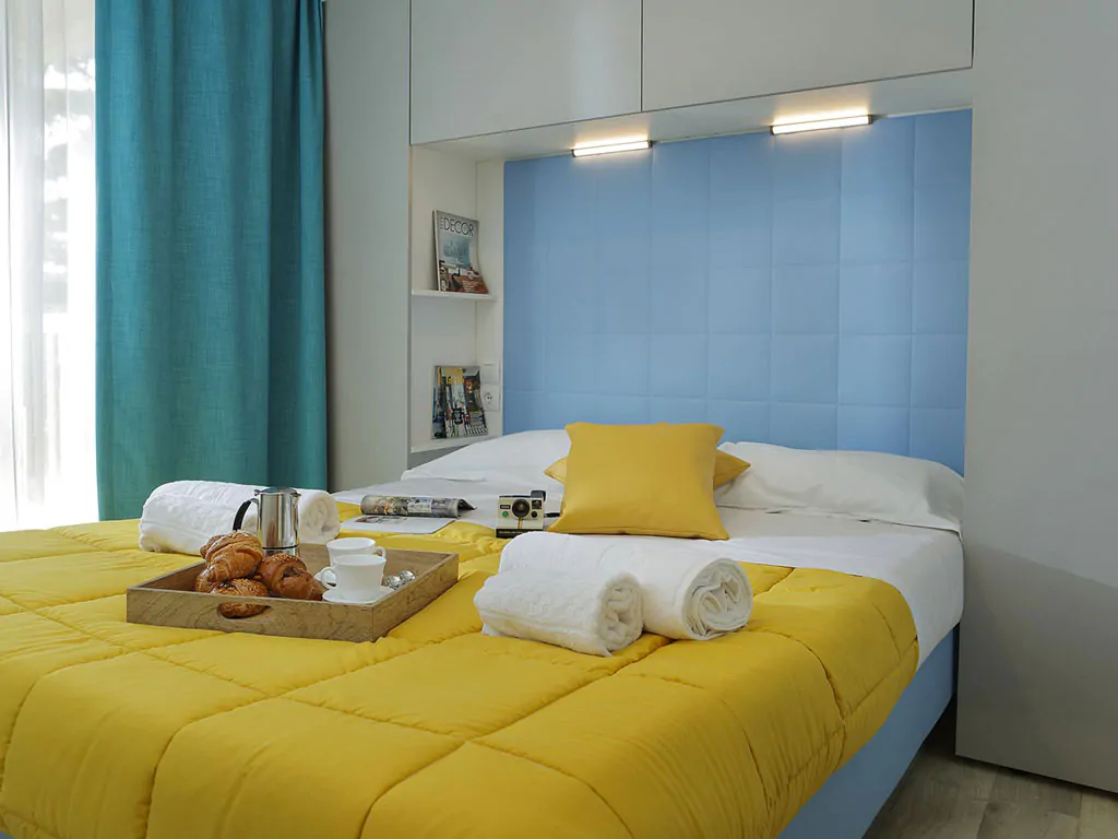 hu-fabulous-village-mobile-home-hu-stay-premium-l-interior-bedroom-doublebed