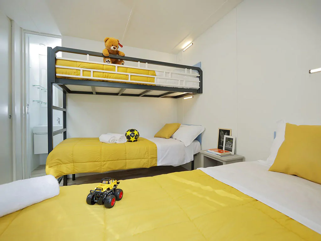 hu-fabulous-village-mobile-home-hu-stay-premium-l-interior-bedroom-singlebeds