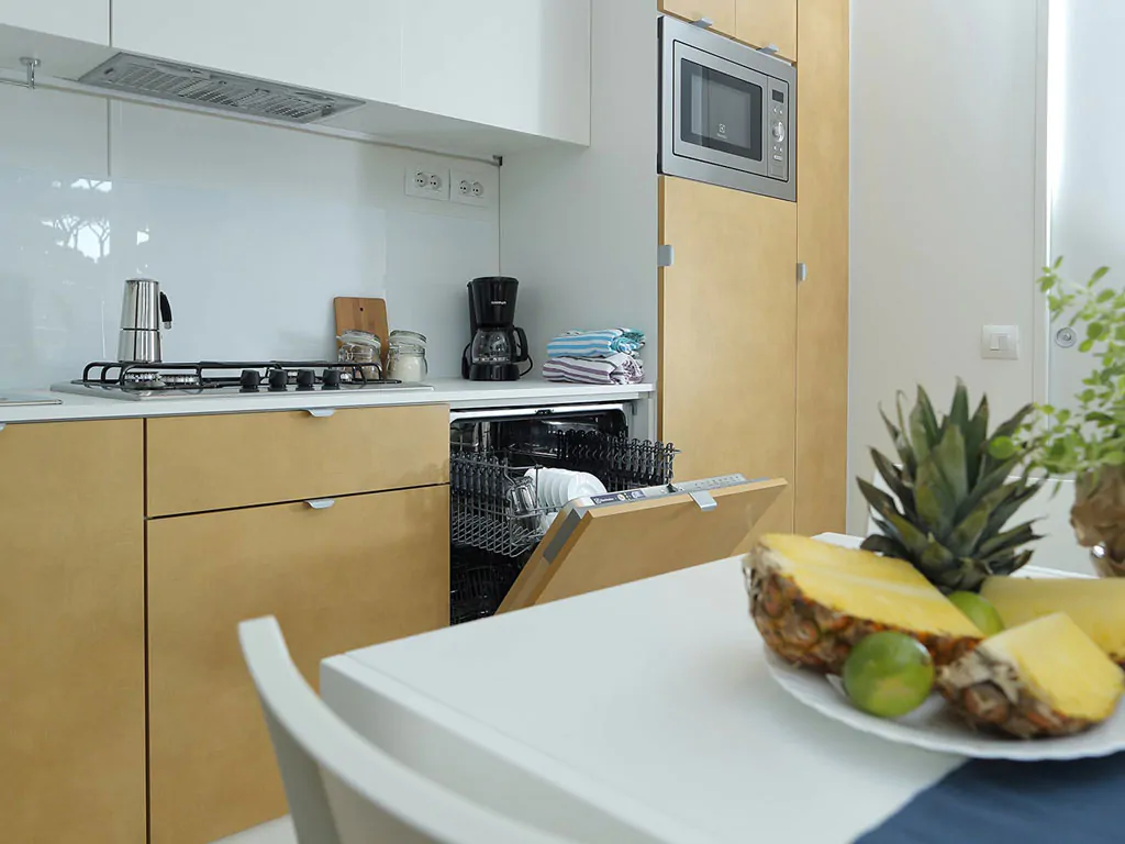 hu-fabulous-village-mobile-home-hu-stay-premium-l-interior-kitchen