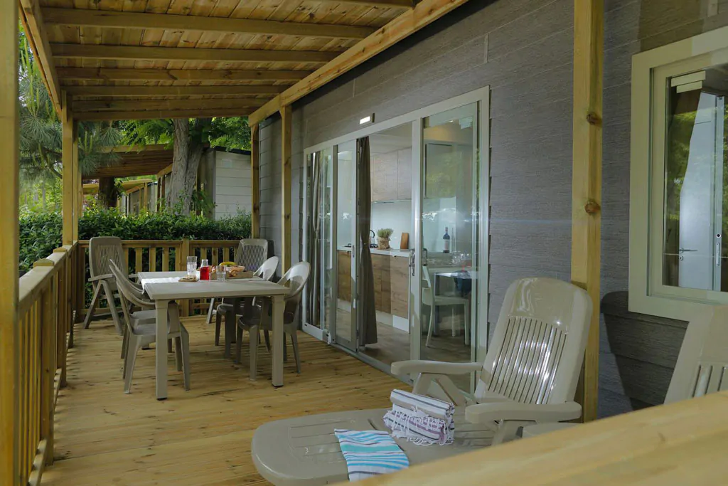 hu-fabulous-village-mobile-home-hu-stay-smart-exterior-terrace
