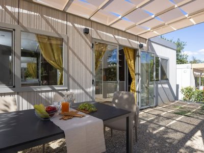 hu-firenze-certosa-camping-in-town-mobile-home-hu-stay-premium-exterior-terrace