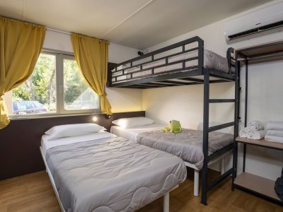 hu-firenze-certosa-camping-in-town-mobile-home-hu-stay-premium-interior-bedroom-singlebed