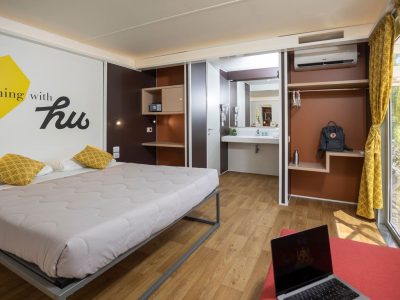 hu-firenze-certosa-camping-in-town-mobile-home-hu-stay-smart-s-interior-bedroom-bathroom
