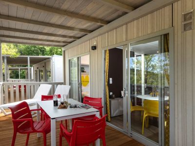 hu-i-pini-village-mobile-home-hu-stay-premium-l-exterior-terrace