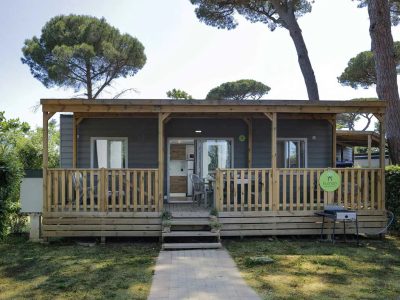 hu-i-pini-village-mobile-home-hu-stay-premium-xl-exterior-frontview