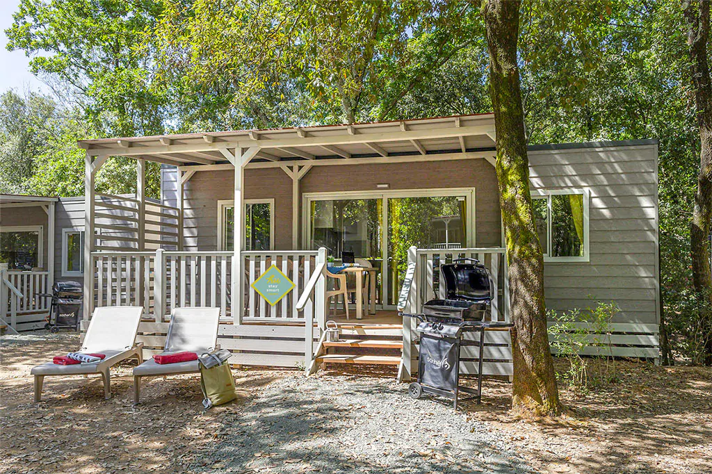 hu-montescudaio-village-mobile-home-hu-stay-smart-l-plus-exterior-frontview