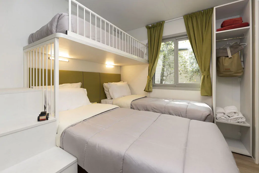 hu-montescudaio-village-mobile-home-hu-stay-smart-l-plus-interior-bedroom-wallbed