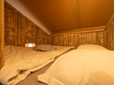 hu-park-albatros-village-glamping-hu-glamp-premium-xl-interior-hallway-bedroom