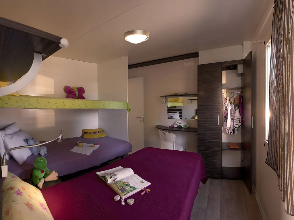 hu-park-albatros-village-mobile-home-hu-stay-easy-l-plus-interior-bedroom-singlebeds
