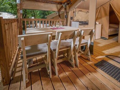 camping-bijela-uvala-glamping-safari-tent-authentic-plus-exterior-terrace