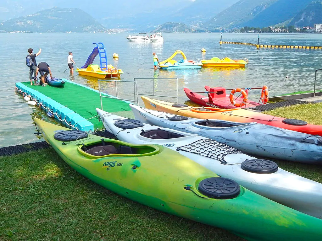 camping-sassabenek-sport-kayak-lake