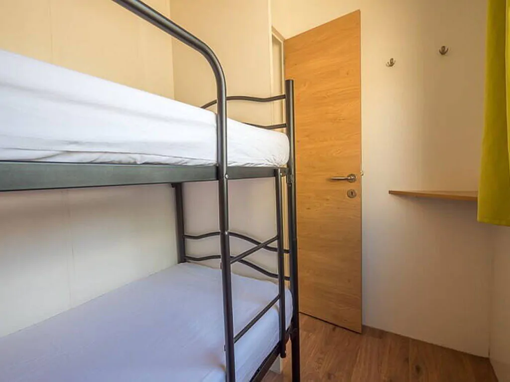 camping-valkanela-mobile-home-comfort-for-six-interior-bedroom-bunkbed