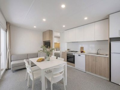 delta-open-air-resort-mobile-home-family-comfort-premium-interior-livingroom-kitchen