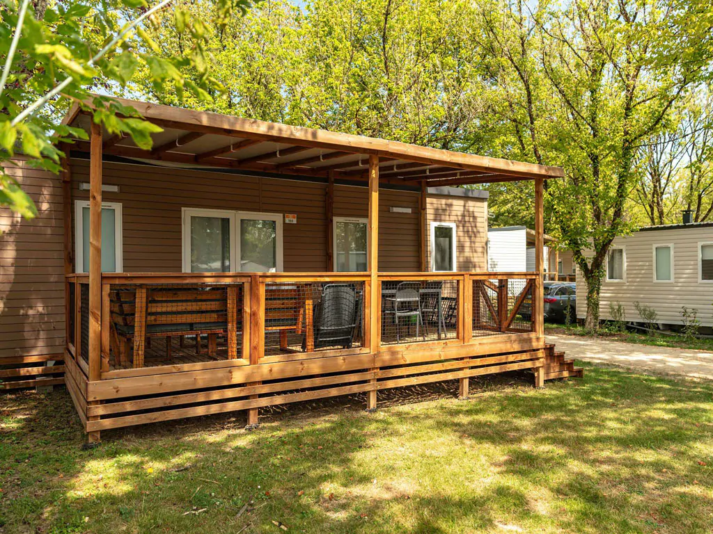 zaton-holiday-resort-mobilehome-premium-for-six-exterior-frontview